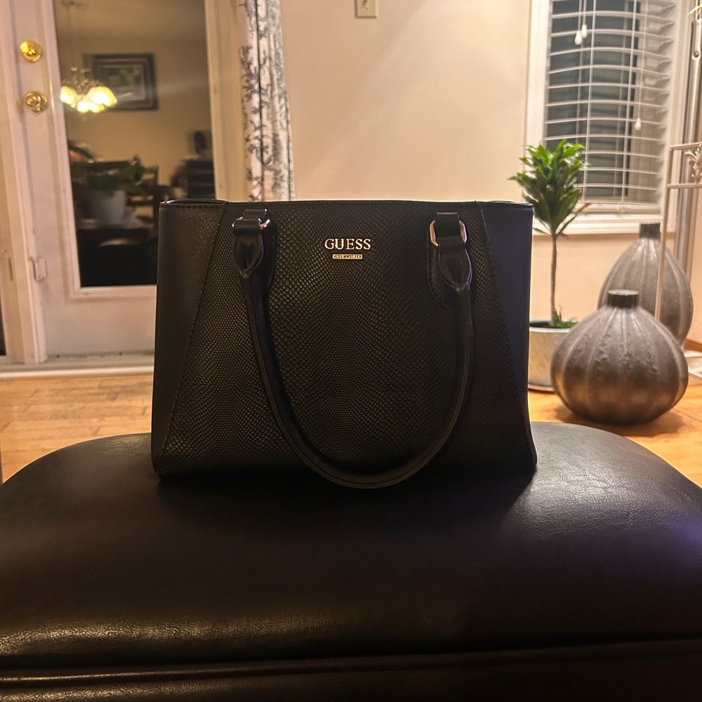 GUESS Elegant Black Satchel
